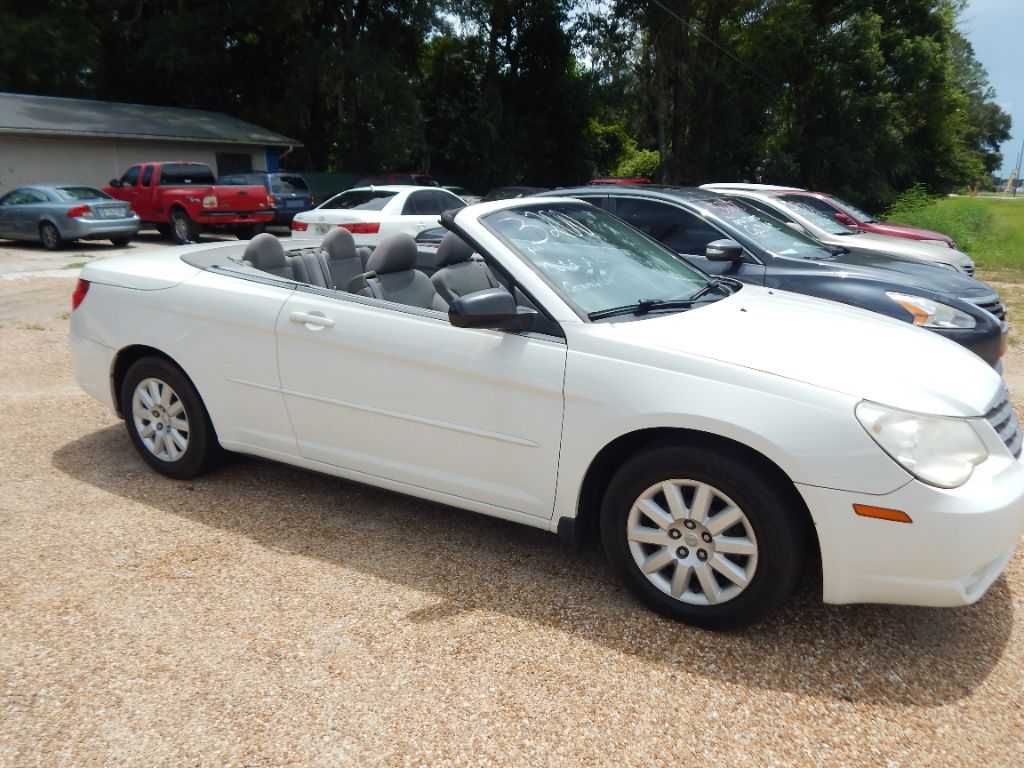 2008 Chrysler Sebring Base's photo